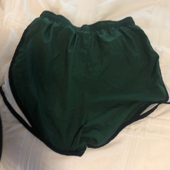 Nike Dry Fit Shorts - Picture 3 of 3